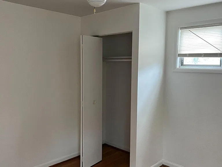 1005 Cedarcroft Rd — Photo 5