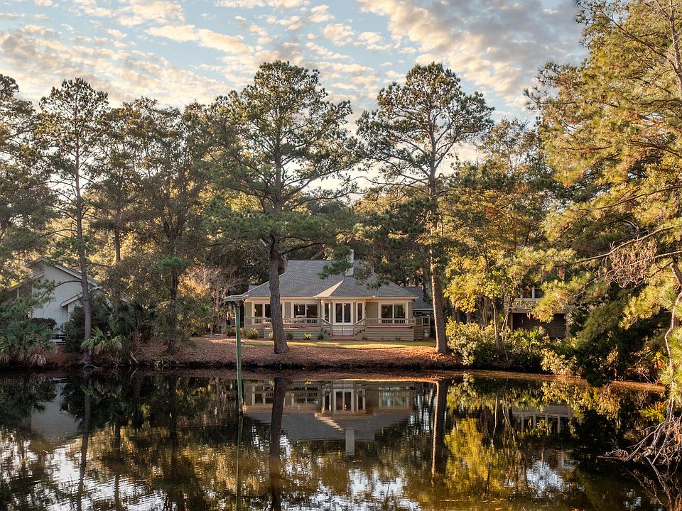 1st image of 2105 Loblolly Ln