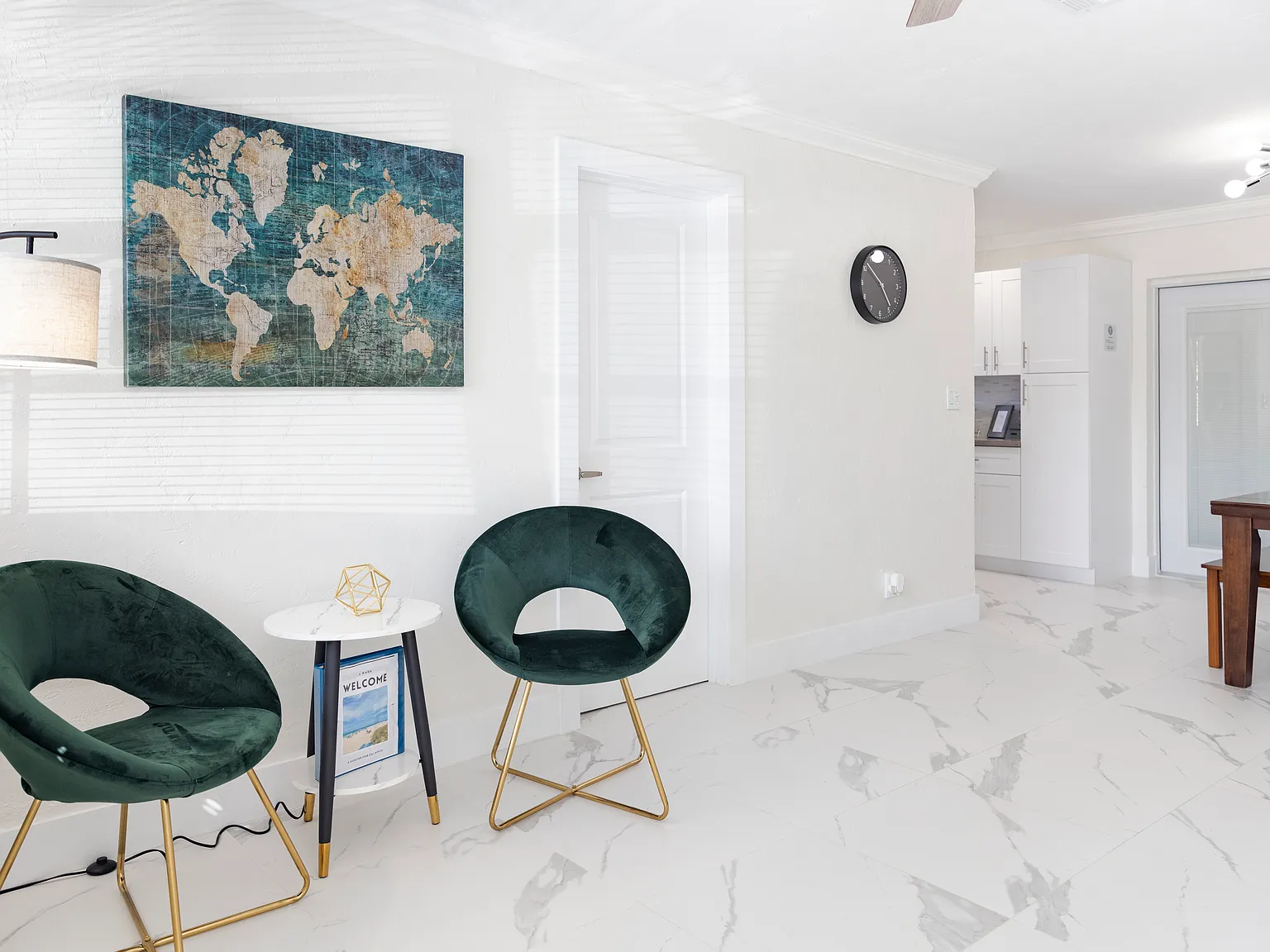 3 bed, 1400 sqft, $3,150 — Photo 4