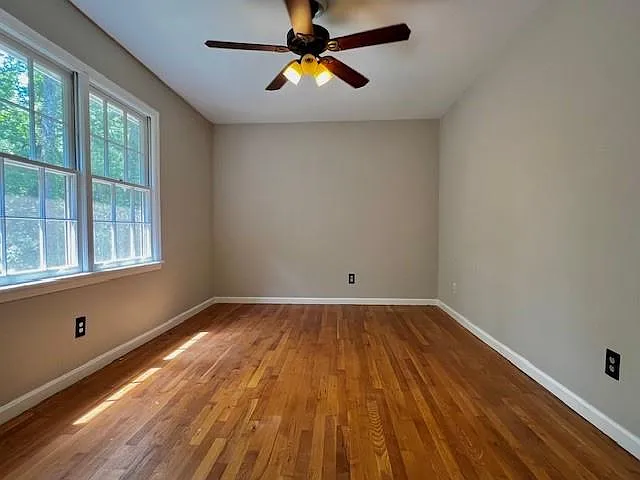 1436 Drayton Woods Dr — Photo 10