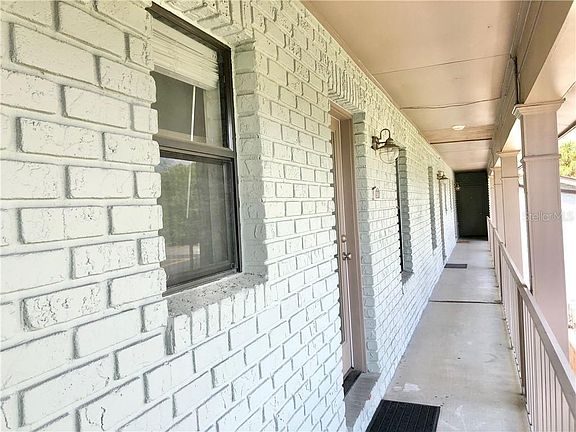 2nd image of 2806 Plaza Terrace Dr #2806