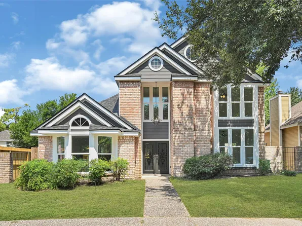 4726 Cashel Castle Dr, Houston, TX 77069