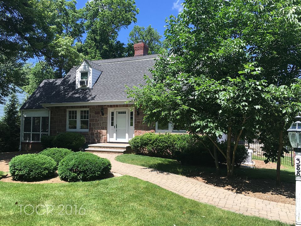 1st image of 388 Sicomac Ave
