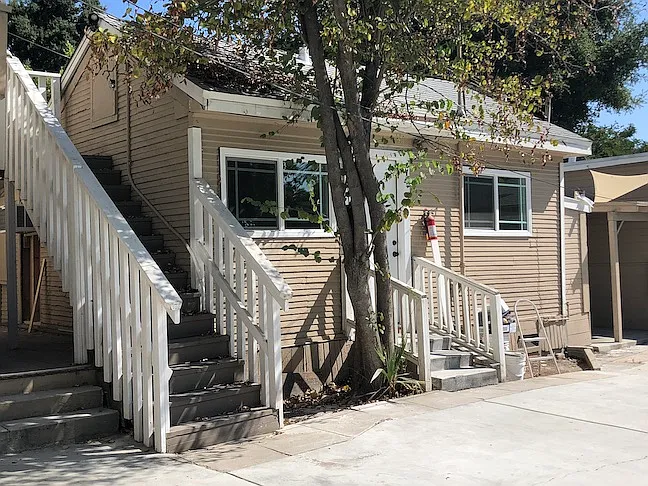 1 bed, 500 sqft, $1,600 — Photo 1