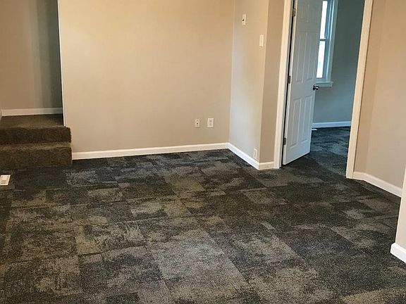 4th image of 16 Chicory St #A