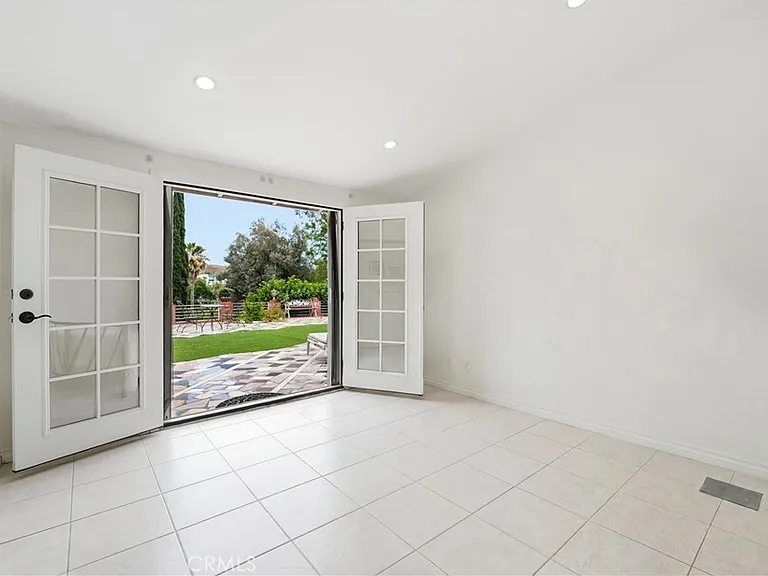 5543 Mason Ave — Photo 17