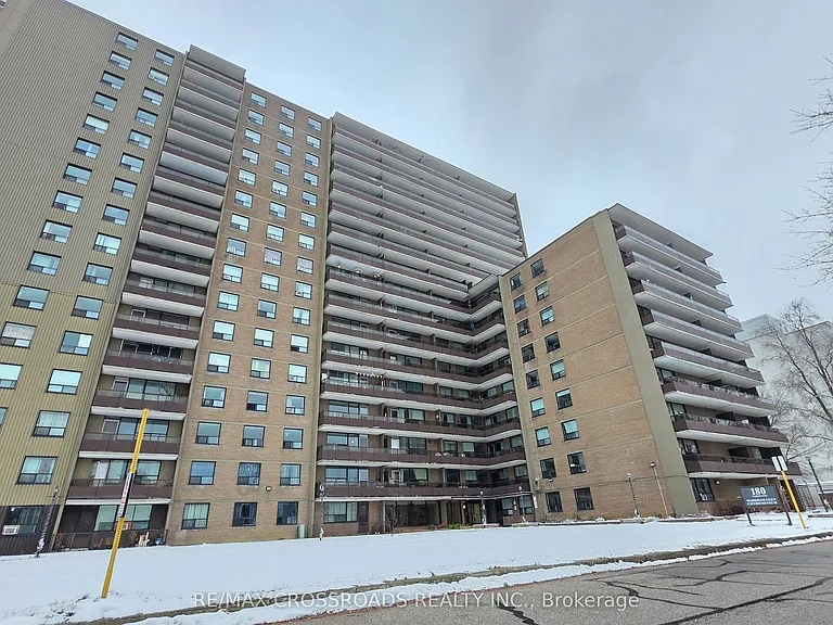 180 Markham Rd #921 — Photo 2