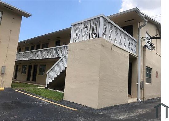2nd image of 501 NW 57th Ave APT 40