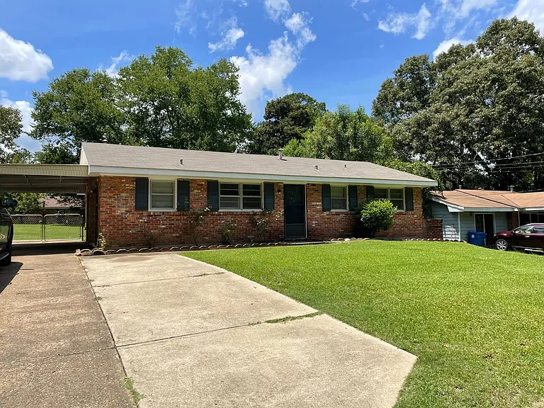 109 Sara Ln — Photo 17