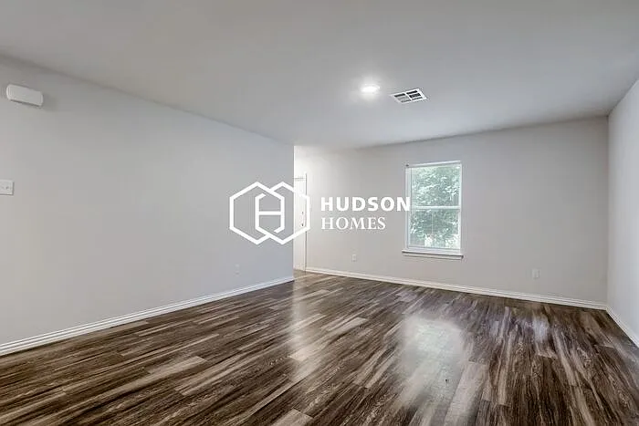 1324 N 34th St — Photo 3