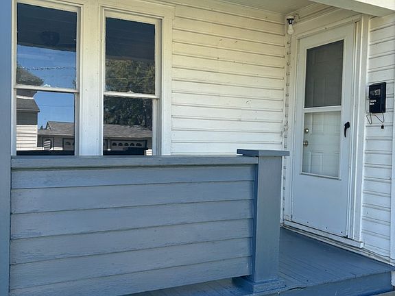 2nd image of 304 S Wood St #3
