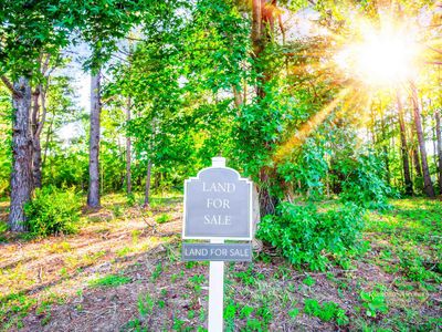 1009 Happy Ln., Galivants Ferry, SC, 29544