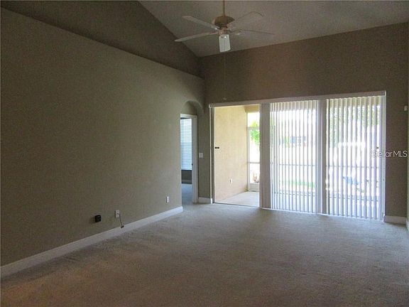 5th image of 4361 Turnberry Cir