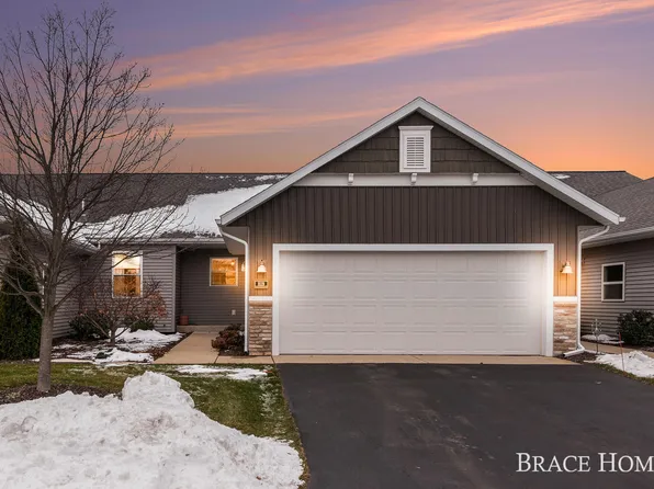 8119 Byron Creek Dr SW, Byron Center, MI 49315