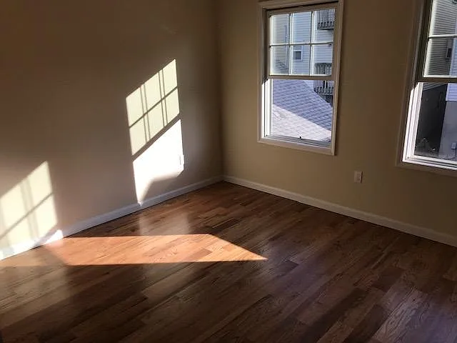 425 Jersey St — Photo 5