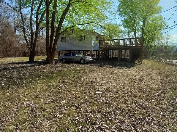 108 Anchor Dr, Elsberry, MO 63343