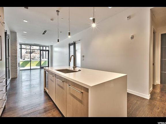 3rd image of 333 Main St Unit 32
