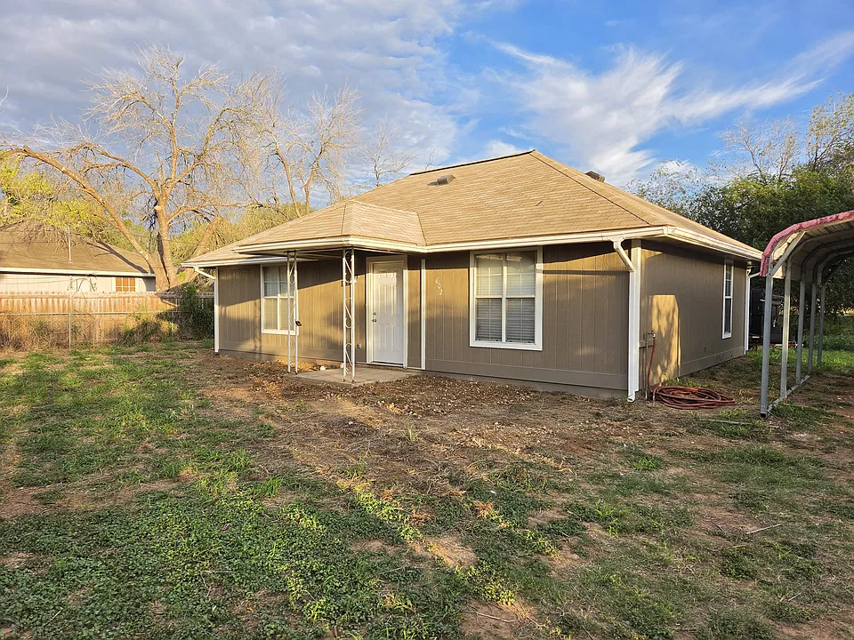 802 County Line Rd