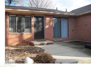 254 N Bonnie Brook Dr, Charlotte, MI 48813