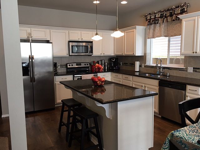 Contemporary kitchen