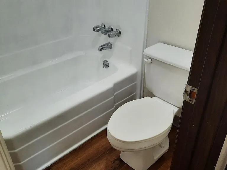 Apartments for Rent — Photo 10