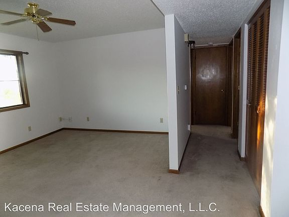 3rd image of 285 Juniper Ct