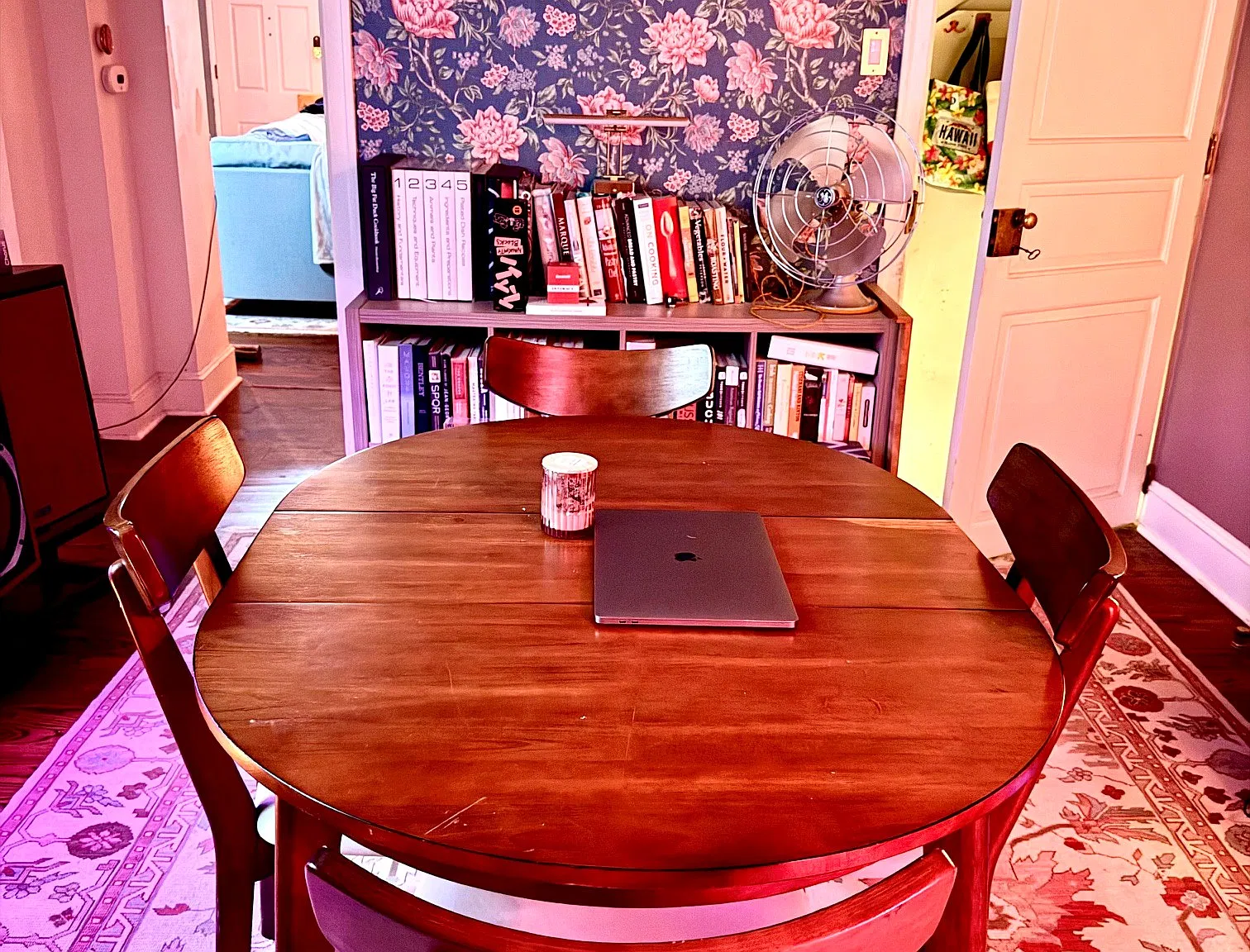 3 bed, 1.5 bath, 3200 sqft, $1,750 — Photo 3