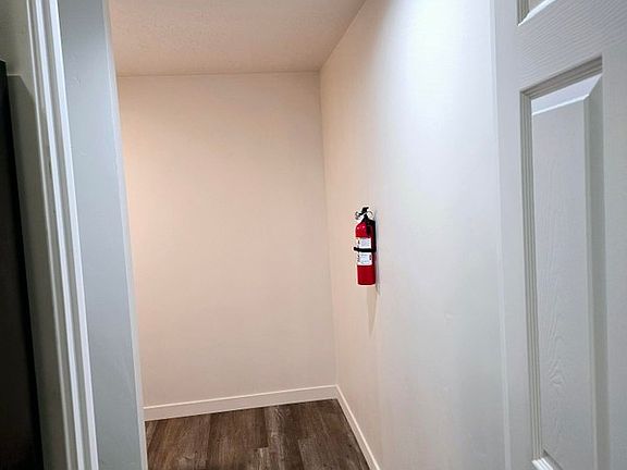 3rd image of 5338 W Iron King Dr