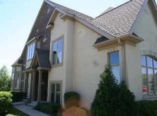 20570 N Westpark Pl, Deer Park, IL 60010