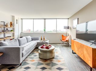 905 S Ashland Ave #911, Chicago, IL 60607
