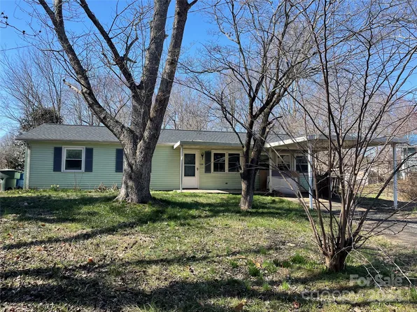 120 Bleinheim Ct, Troutman, NC 28166