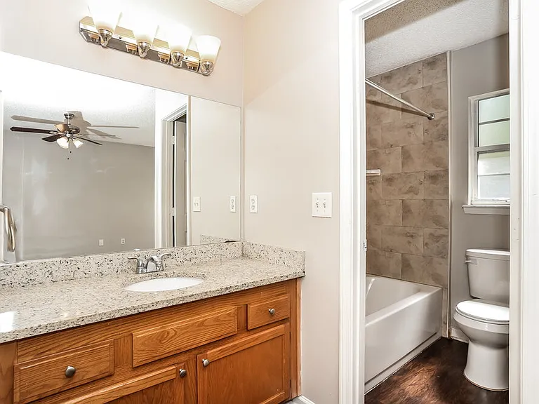 7810 Spring Branch Dr S — Photo 12