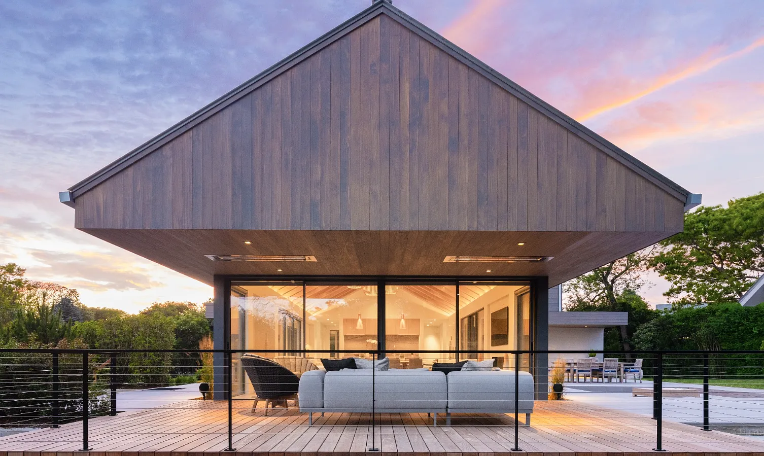 Custom Built Six Bedroom Ditch Plains Beach House For Rent — Photo 3