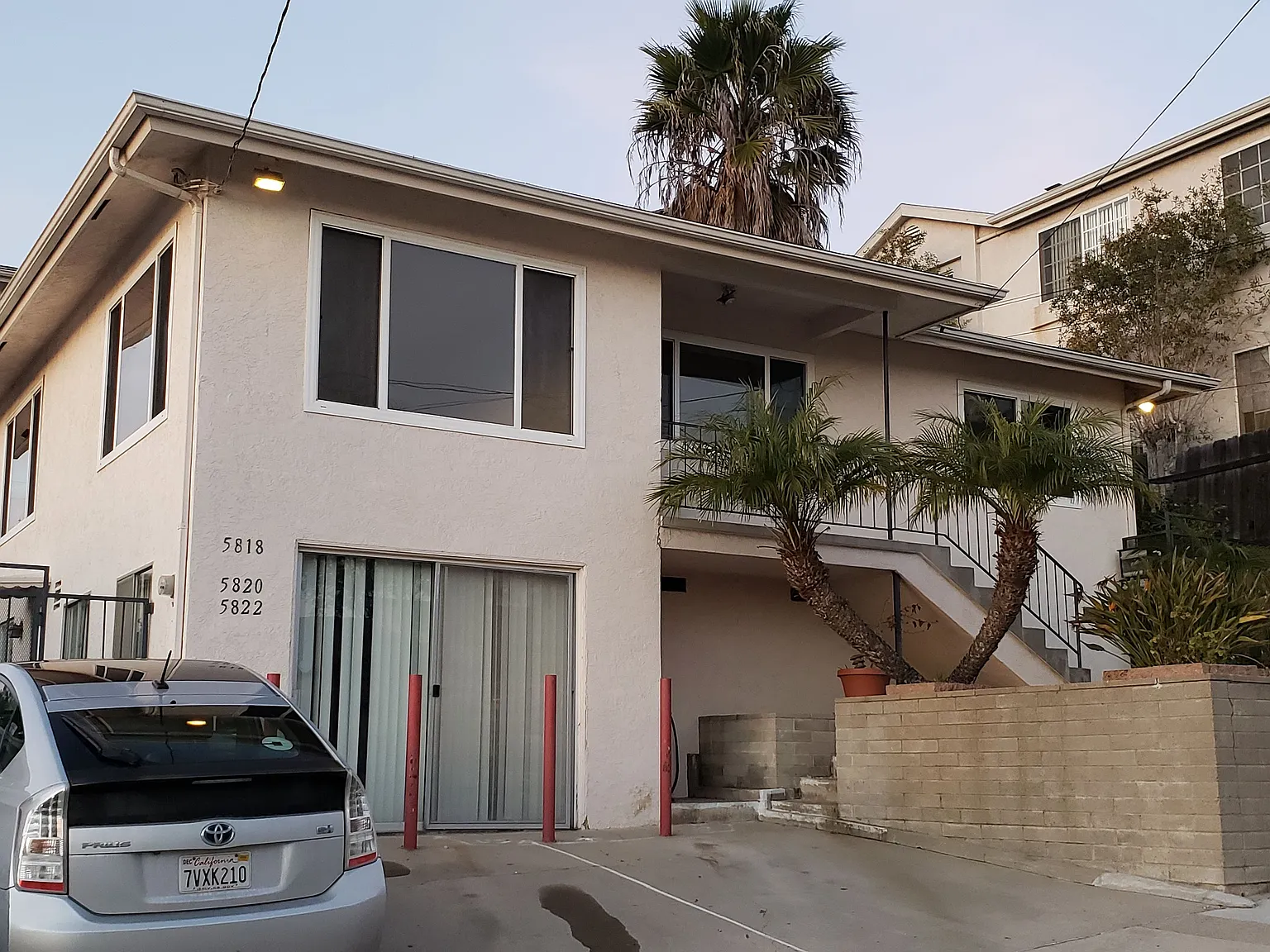 2 bed, 878 sqft, $2,950 — Photo 2
