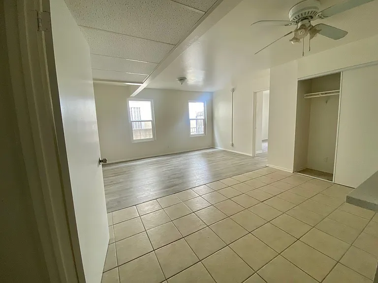 222 S Vendome St #1/2 — Photo 2