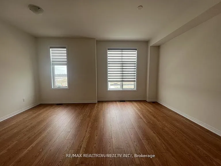 11405 Leslie St — Photo 9
