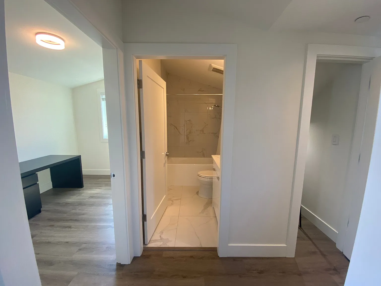 2 bed, 800 sqft, $2,750 — Photo 3