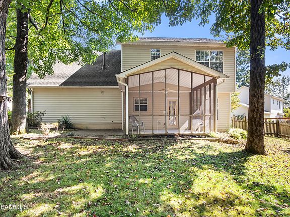 4th image of 1805 Chanute Ln