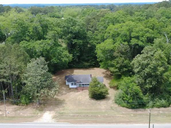 2855 Douglas Ave, Brewton, AL 36426