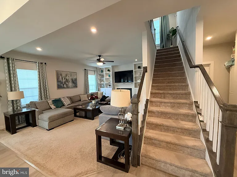 99 Weston Dr — Photo 12