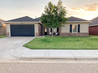 823 Avenue S, Shallowater, TX 79363