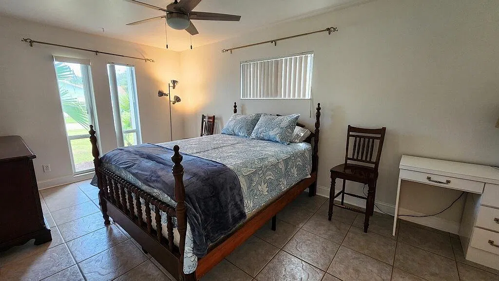 13744 Sussex Dr — Photo 4