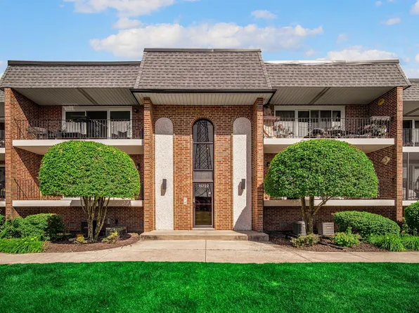 15722 Deerfield Ct Unit 1S, Orland Park, IL 60462