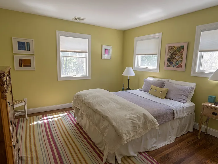 39 Fresh Pond Rd — Photo 15
