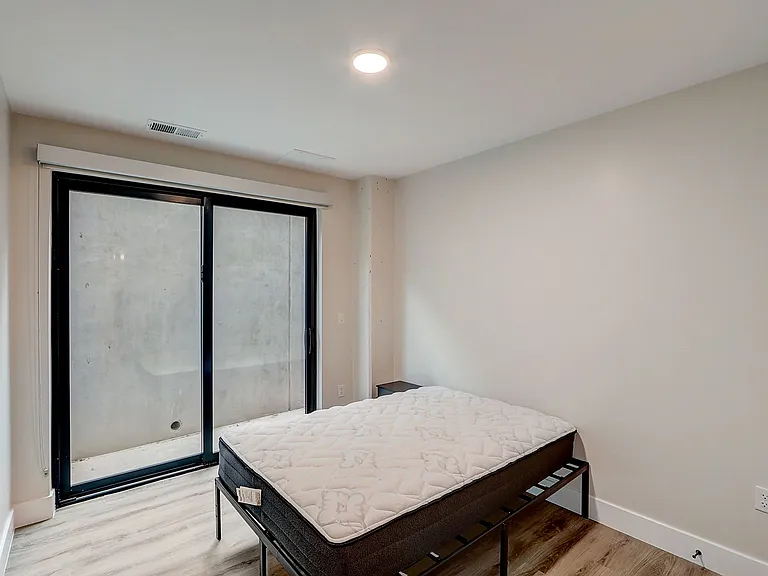 Cypress on Vine Co-Living — Photo 29