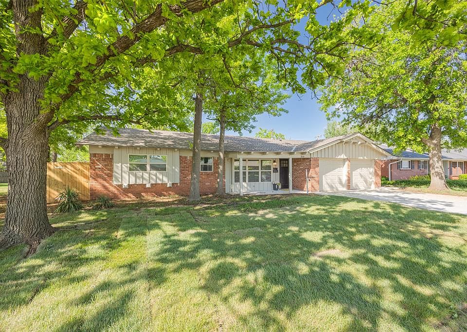 1st image of 2716 Carlton Way