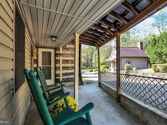 4th image of 130 Spigot Valley Rd