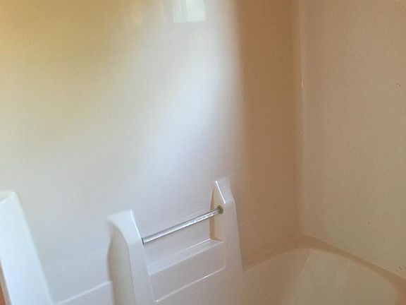 Shower/tub combo