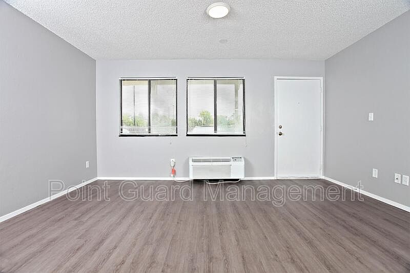 Dwell Apartments 1717 N Vassar Ave Wichita KS Zillow