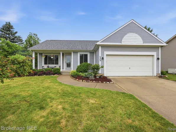 6060 Hearthside Pl, Grand Blanc, MI 48439
